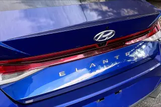 Hyundai ELANTRA 2021 SEL 4p Sedan