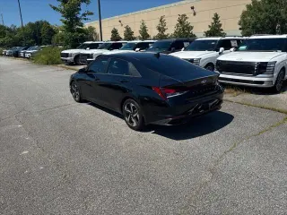 Hyundai ELANTRA 2023 SEL 4dr Sedan