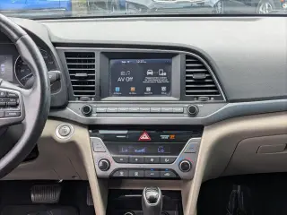 Hyundai ELANTRA 2018 Edición de Valor 4p Sedán PZEV (EE. UU.)