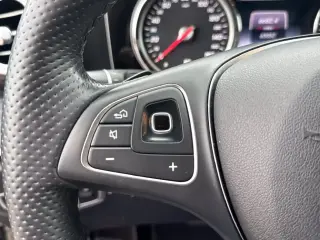 Clase E Mercedes-Benz 2018 E 300 4dr Sedán