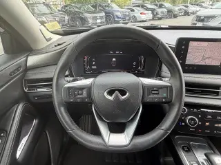 INFINITI QX60 2026 Luxe SUV 4p.