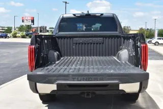 Toyota Tundra 2024 4x4 Limited 4dr CrewMax Cab Pickup SB