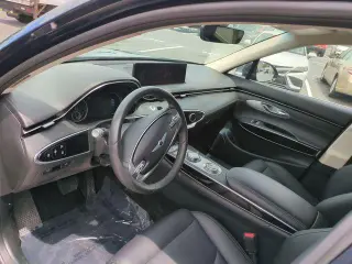 Genesis GV70 2025 AWD 2.5T Standard 4dr SUV