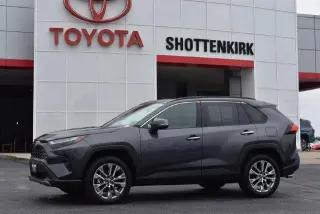 Toyota RAV4 2023 Limited 4dr SUV