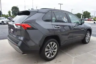 Toyota RAV4 2023 Limited 4dr SUV