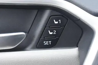 Toyota RAV4 2023 Limited 4dr SUV