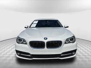 BMW Serie 5 2016 528i Sedan de 4 puertas