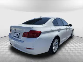 BMW Serie 5 2016 528i Sedan de 4 puertas