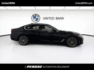 Sedán BMW 5 Series 2022 530i 4 puertas