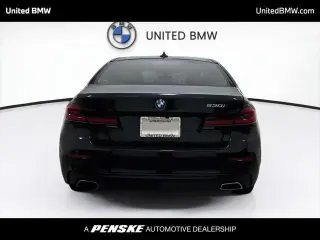 Sedán BMW 5 Series 2022 530i 4 puertas