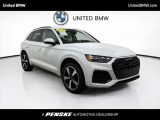 Audi Q5 2023 AWD quattro S line Premium Plus 45 TFSI SUV 4p