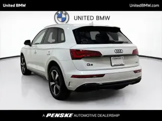 Audi Q5 2023 AWD quattro S line Premium Plus 45 TFSI SUV 4p