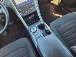 Ford Fusion 2020 SE Sedán 4p.
