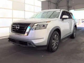 Nissan Pathfinder 2022 S 4dr SUV