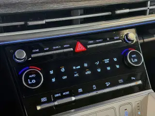 Hyundai SANTA FE 2025 TRACCIÓN EN LAS CUATRO RUEDAS Calligraphy 4p SUV
