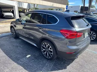 BMW X1 2020 sDrive28i 4p Vehículo de Actividad Deportiva