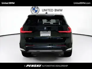 BMW X1 2023 4x4 xDrive28i 4p Vehículo de Actividad Deportiva Deportiva