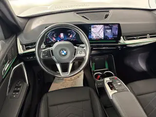 BMW X1 2023 AWD xDrive28i 4dr Vehículo de Actividad Deportiva Deportiva