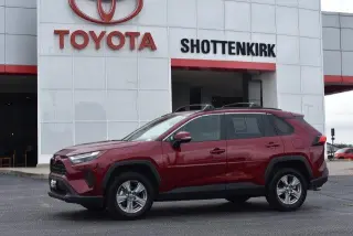 Toyota RAV4 2024 AWD XLE 4dr SUV