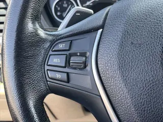 BMW Serie 3 2018 330i Sedán 4p.