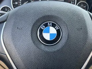 BMW Serie 3 2018 330i Sedán 4p.