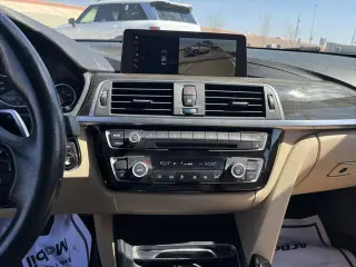 BMW Serie 3 2018 330i Sedán 4p.
