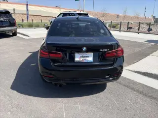 BMW Serie 3 2018 330i Sedán 4p.