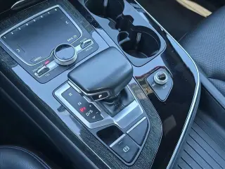 Audi Q7 2018 tracción total 3.0T quattro Premium Plus SUV de 4 puertas