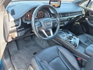 Audi Q7 2018 tracción total 3.0T quattro Premium Plus SUV de 4 puertas