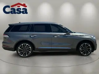 Lincoln Aviator 2023 AWD Reserve 4dr SUV