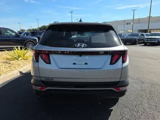 Hyundai TUCSON 2024 SEL 4p SUV (lanzamiento medio anual)