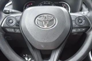 Toyota RAV4 2025 AWD XLE 4dr SUV