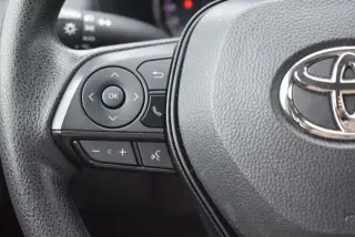 Toyota RAV4 2025 AWD XLE 4dr SUV