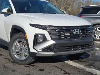 Hyundai TUCSON 2026 AWD SE 4dr SUV