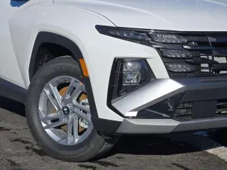 Hyundai TUCSON 2026 AWD SE 4dr SUV