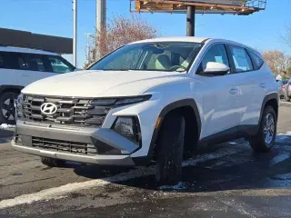 Hyundai TUCSON 2026 AWD SE 4dr SUV