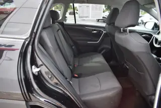 Toyota RAV4 2025 AWD XLE 4dr SUV