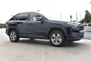 Toyota RAV4 2025 AWD XLE 4dr SUV