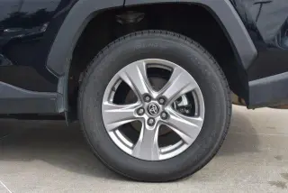 Toyota RAV4 2025 AWD XLE 4dr SUV