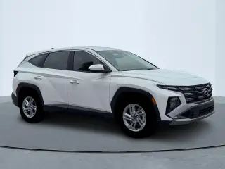 Hyundai TUCSON 2026 SE 4dr SUV