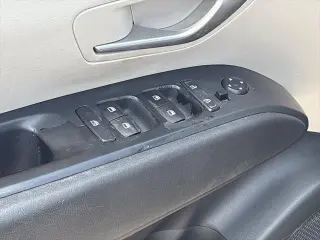 Hyundai TUCSON 2022 SE 4p SUV (lanzamiento de mitad de año)