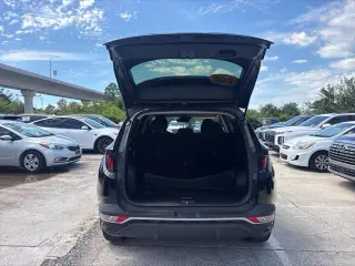 Hyundai TUCSON 2022 SE 4p SUV (lanzamiento de mitad de año)