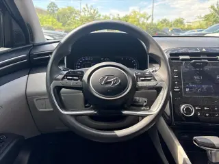 Hyundai TUCSON 2022 SE 4p SUV (lanzamiento de mitad de año)