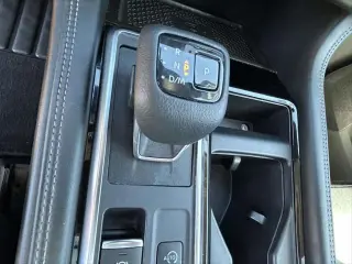 Nissan Pathfinder 2023 AWD Platinum 4p SUV