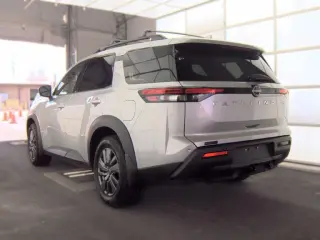 Nissan Pathfinder 2025 SV 4dr SUV