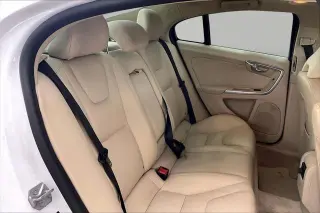 Volvo S60 2015 AWD T5 Premier 4p Sedan (lanzamiento a mitad de año)