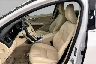 Volvo S60 2015 AWD T5 Premier 4p Sedan (lanzamiento a mitad de año)