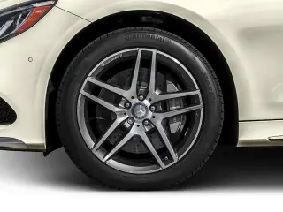 Clase S Mercedes-Benz 2016 AWD S 550 4MATIC 2dr Coupé