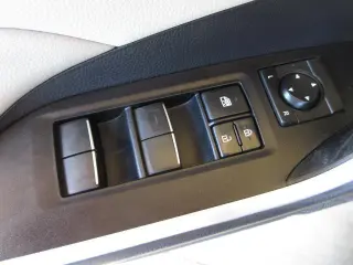 Toyota RAV4 2019 XLE Premium 4dr SUV