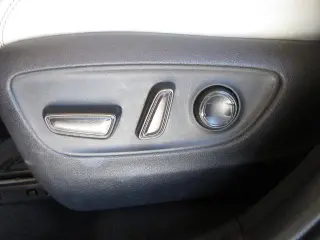 Toyota RAV4 2019 XLE Premium 4dr SUV